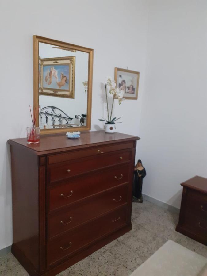 バーリDa Carmela Casa Vacanzeアパートメント エクステリア 写真
