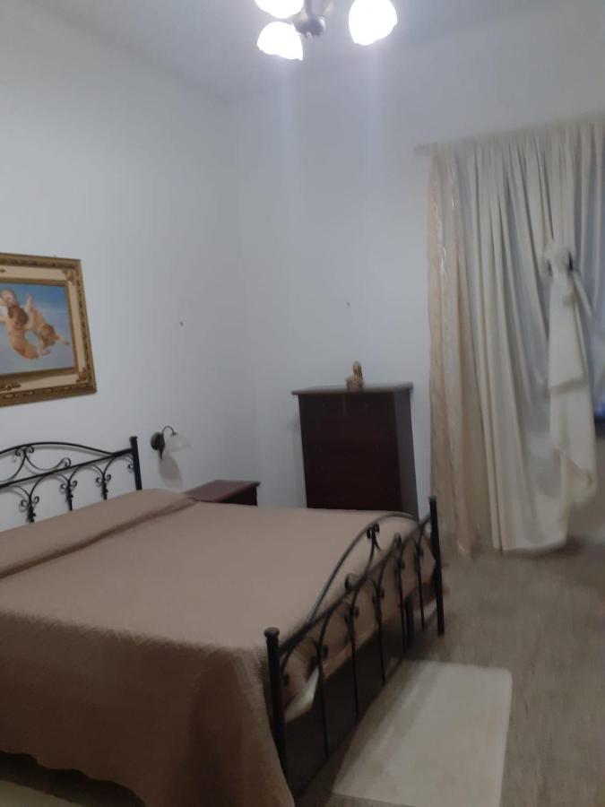 バーリDa Carmela Casa Vacanzeアパートメント エクステリア 写真