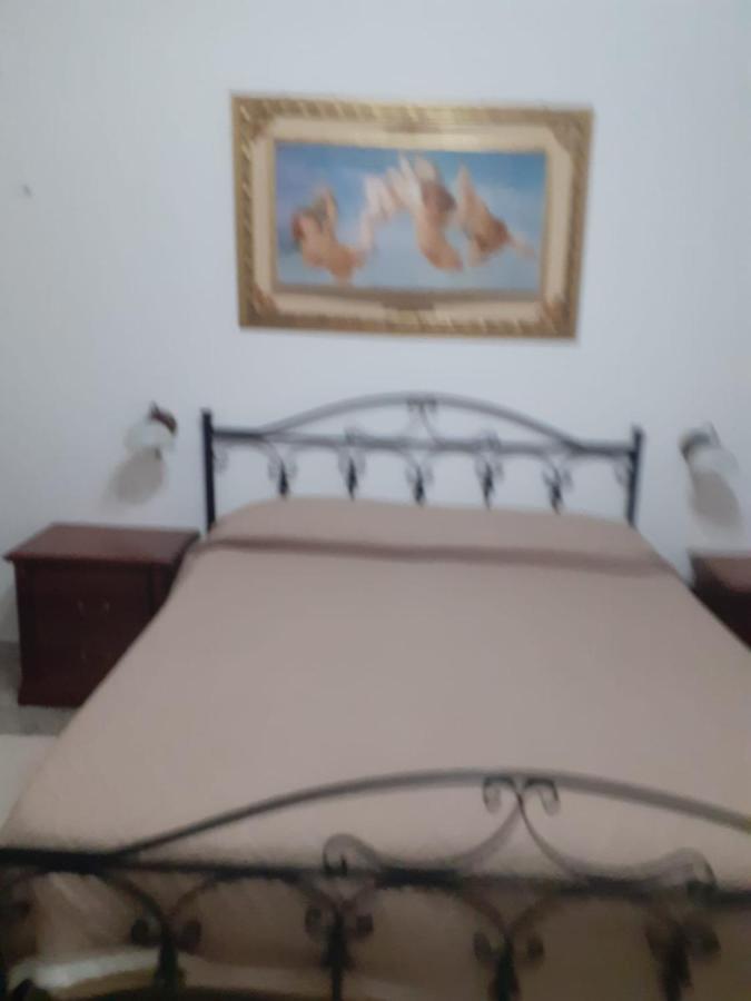 バーリDa Carmela Casa Vacanzeアパートメント エクステリア 写真